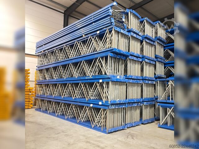 High-bay warehouse ca. 30,8 lfm Jungheinrich Esmena Höhe : 825 cm , 2100 kg Fachlast