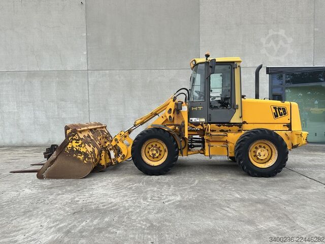 Lader JCB 411