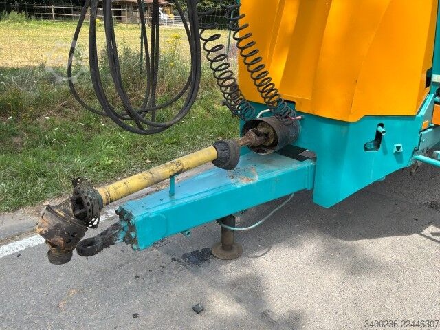Düngerverteiler Rolland 6119