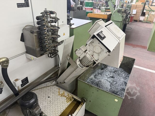 Vertikales Bearbeitungszentrum STAMA MC 530/S