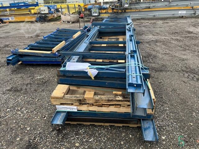 Kragarmregal  Unknown Unknown 