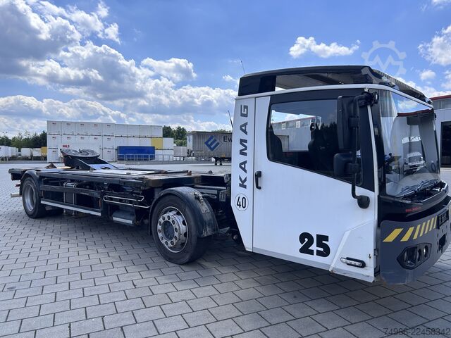 Wechselfahrgestell LKW Kamag Rangierfahrzeug/Wiesel 8x zuverkaufen