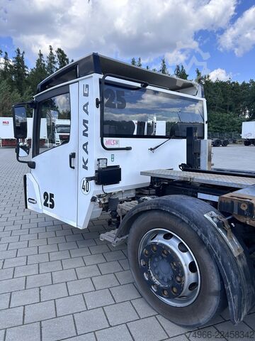 Wechselfahrgestell LKW Kamag Rangierfahrzeug/Wiesel 8x zuverkaufen