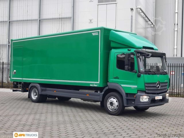 LKW mit Kofferaufbau MERCEDES-BENZ 1624 L Koffer 7,30 m mit Tür + LBW 2t