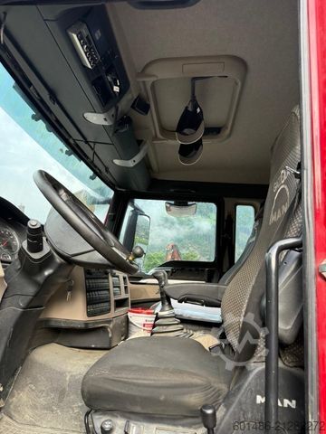 Heavy-duty truck MAN TGS 33.500 Retarder 6x4