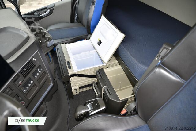 Standard tractor unit VOLVO FH 500 XL Retarder i-ParkCool ACC