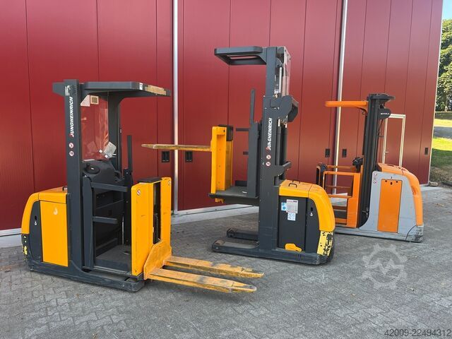 Order picker electric forklift pallet truck Jungheinrich EKS 110  ECE 320