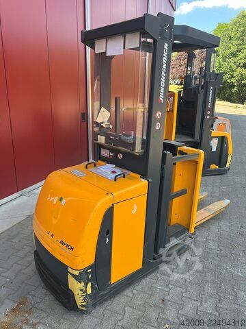 Order picker electric forklift pallet truck Jungheinrich EKS 110  ECE 320