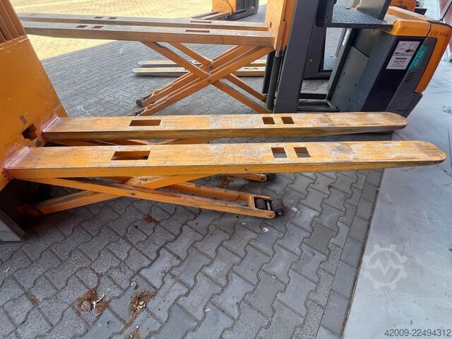 Order picker electric forklift pallet truck Jungheinrich EKS 110  ECE 320