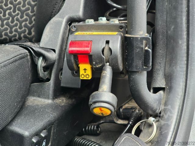 Standard tractor unit SCANIA G 500 * RETARDER * ALLRAD * STANDKLIMA