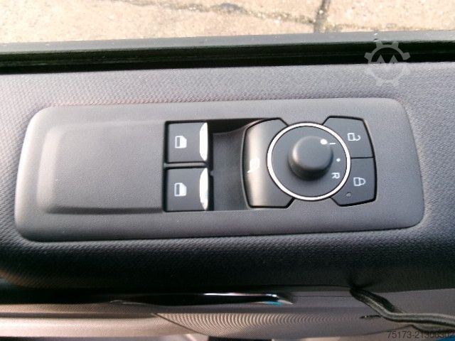 Kleinbus FORD Tourneo Custom Bus Titanium B&O LHZ AHK Kam