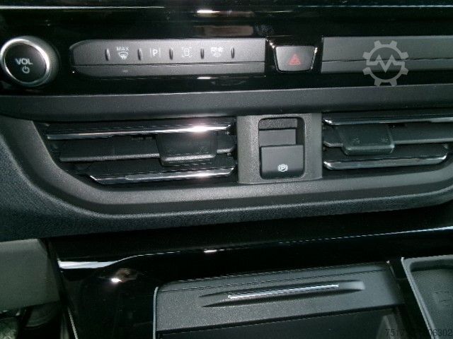 Kleinbus FORD Tourneo Custom Bus Titanium B&O LHZ AHK Kam