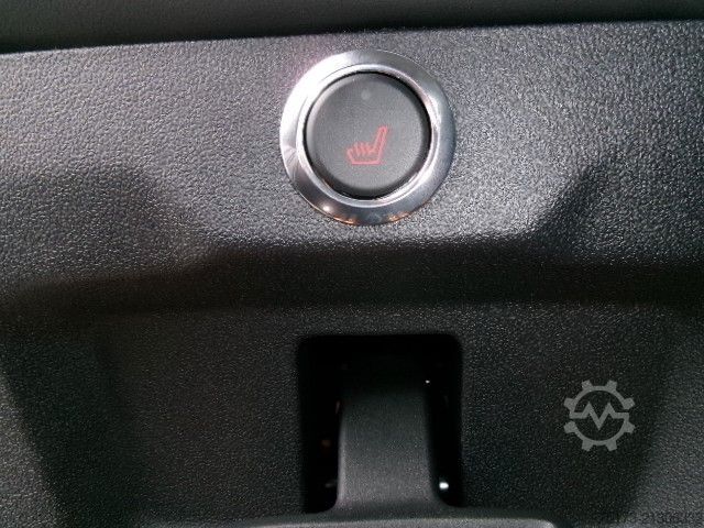 Kleinbus FORD Tourneo Custom Bus 320 L1 4x4 Active AHK B&O