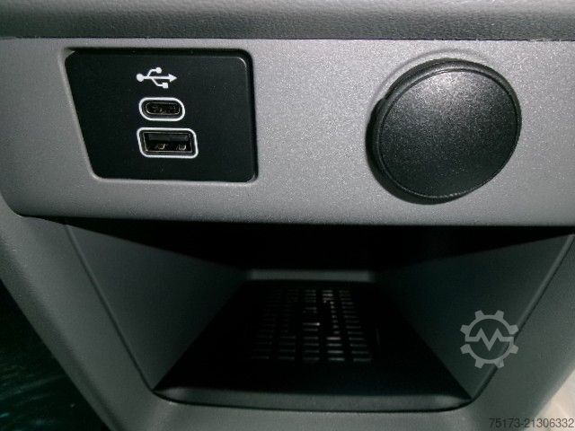 Kleinbus FORD Tourneo Custom Bus 320 L1 4x4 Active AHK B&O