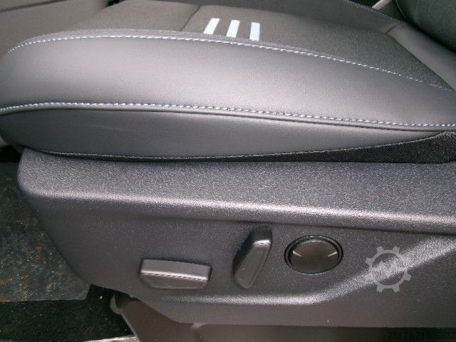 Kleinbus FORD Tourneo Custom Bus 320 L1 4x4 Active AHK B&O