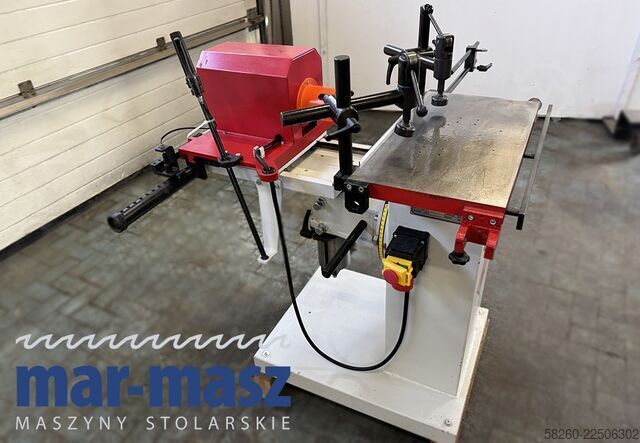 Horizontal drilling machine with adjustment by mechanism. WINTER LBM 200