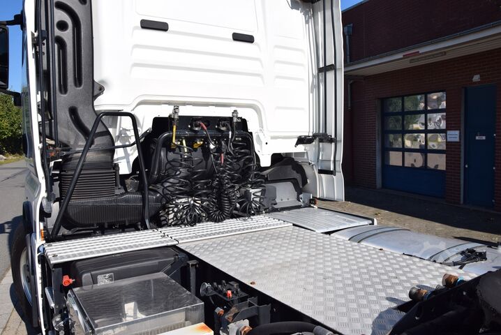 Standard tractor unit MAN TGX 18.500 Hydraulik ACC Tempomat RS 3900mm