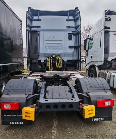 Standard tractor unit Iveco s-way 480