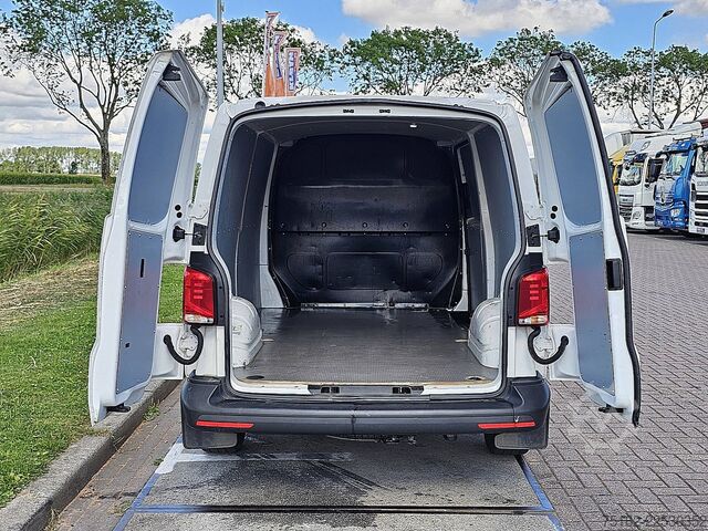 Hochdachkombi VW TRANSPORTER 2.0 TDI T6.1 150Pk L2H1 Autm