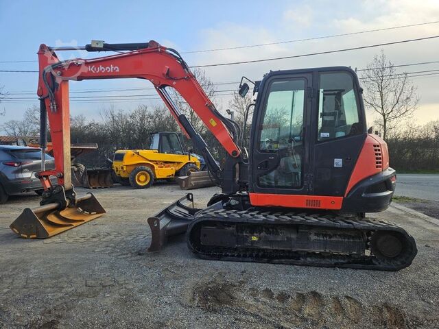 Mini excavator KUBOTA KX 080 -4