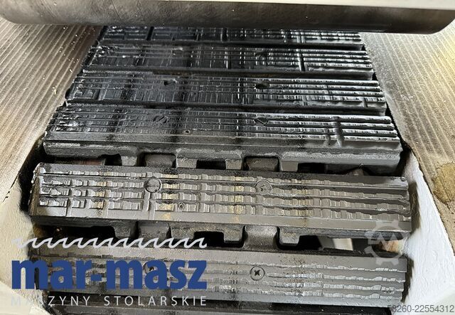 Kettengeführte Mehrblattkreissäge SCM M3 300/120