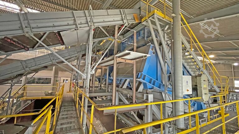 Cascade screens (vibrating waste screens), type SM 2400 x 5000 F - UW30 IFE Aufbereitungstechnik GmbH SM 2400 x 5000 F β UW30