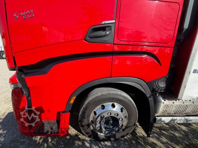 Plane Iveco S-WAY 510 2Y3C