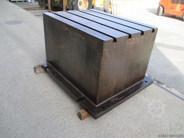 #4602 T-NUTEN MONTAGETISCH, SCHWEIßTISCH  