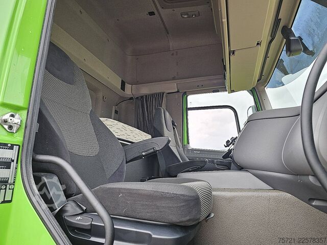 Standard-SZM DAF CF 400