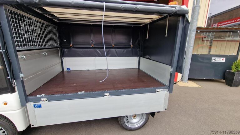 Compact van Addax MTN 110km 55km/h