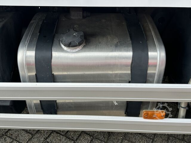 Tanker truck Renault Premium 270.19 4 comp