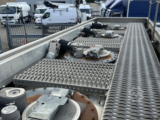 Tanker truck Renault Premium 270.19 4 comp
