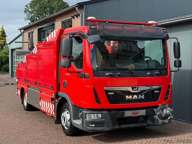 Bergungsfahrzeug MAN TGL 8.220 Takelwagen TowTruck Abschlepwagen Tak...