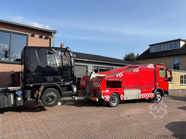 Bergungsfahrzeug MAN TGL 8.220 Takelwagen TowTruck Abschlepwagen Tak...
