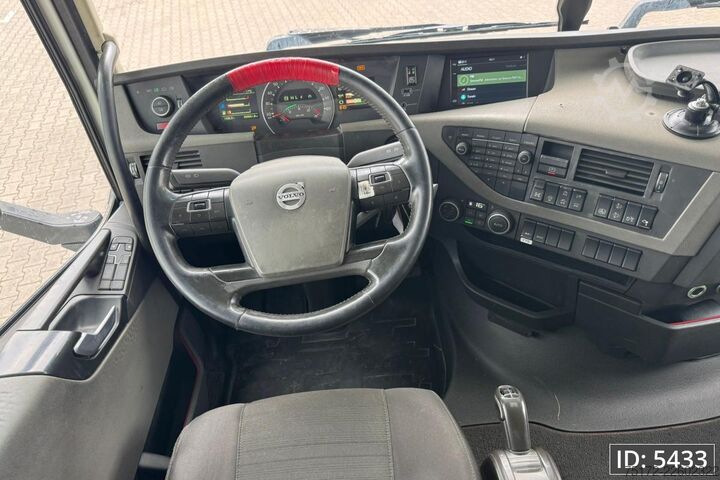 Fahrgestell mit Fahrerhaus Volvo FH 540 Globetrotter, Euro 6, / 8x4 / ADR / Stee...