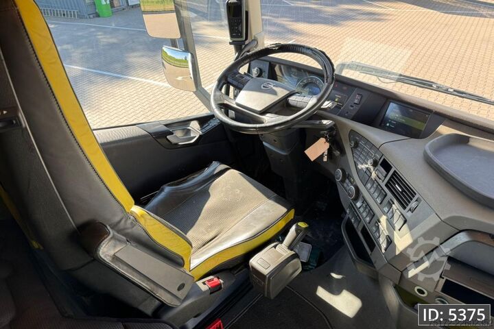 Holztransporter Volvo FH16 750 Globetrotter XL, Euro 6, 8x4 / Hydraul...