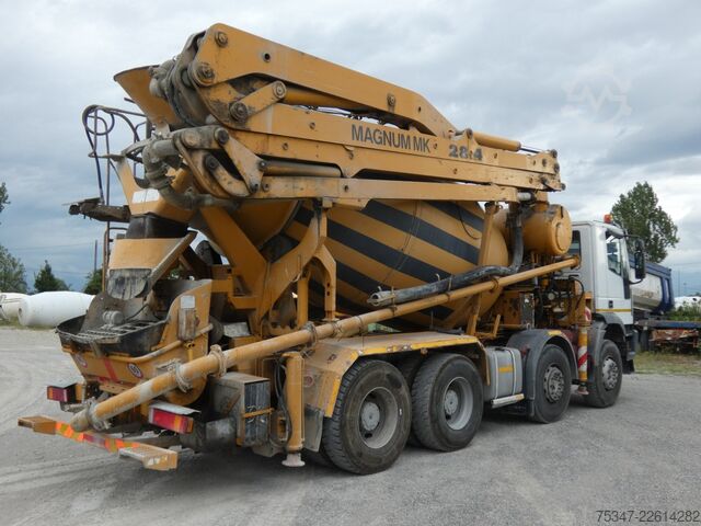 Concrete pump truck Iveco EUROTRAKKER 410E44H