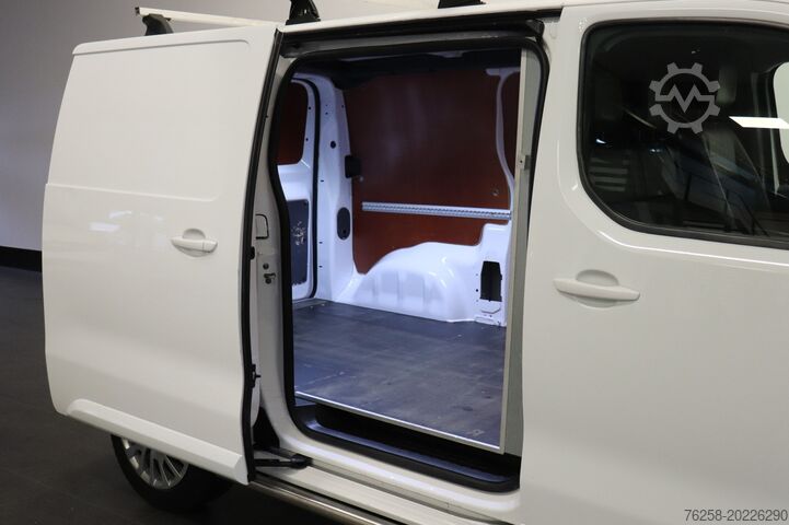 Delivery van Peugeot Expert 2.0 BlueHDI 120PK L2 EURO 6 - Airco - Na...