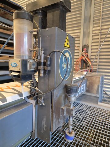 Waterjet cutting machine Wasserstrahlschneidemaschine STM 3015 Typ STM 3015 mit Hochdruckpumpe Ecotron