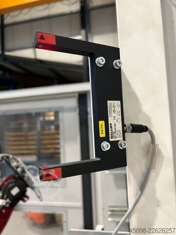Industrial robot Yaskawa MH12F-6Ppro / FMB Unirobot
