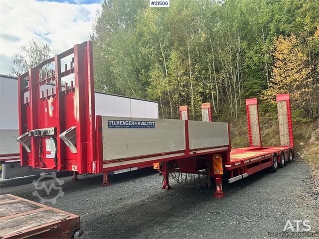Doll Machinery Semi w/ Widening and Hydraulic Bridges. Doll Machinery Semi w/ Widening and Hydraulic Bridges.