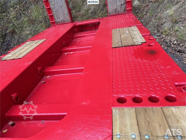 Doll Machinery Semi w/ Widening and Hydraulic Bridges. Doll Machinery Semi w/ Widening and Hydraulic Bridges.