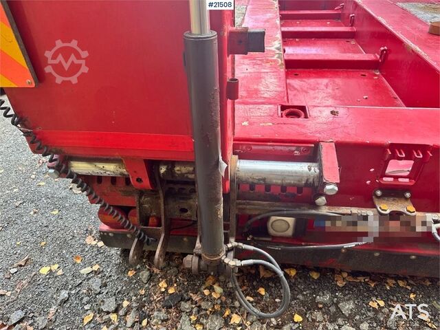 Doll Machinery Semi w/ Widening and Hydraulic Bridges. Doll Machinery Semi w/ Widening and Hydraulic Bridges.