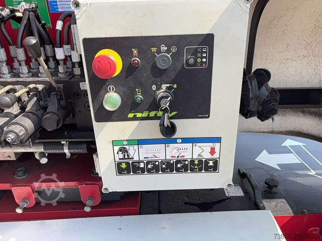 Gelenkarbeitsbühne Nifty Lift HR17 NE MK3