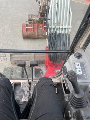 Mini excavator TAKEUCHI TB 250