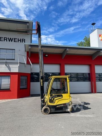 Front loader forklift HYSTER 1.6