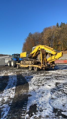 Chain excavator NEW HOLLAND E 195 B