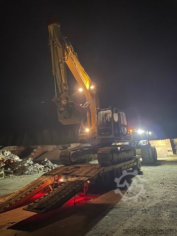 Chain excavator NEW HOLLAND E 195 B