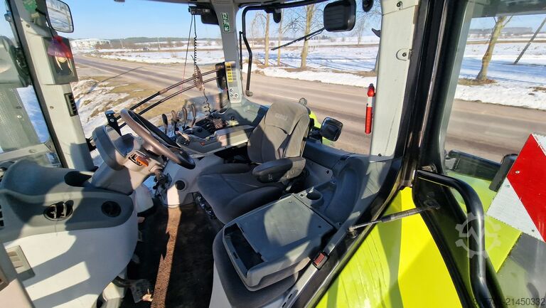 Tractor Claas Axion 800