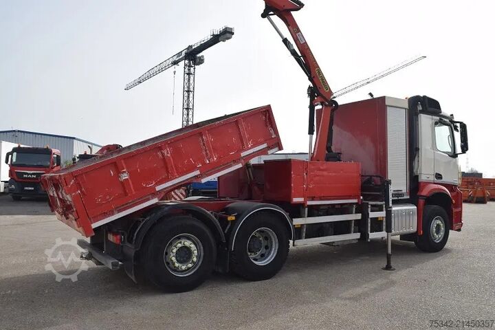 Loading platform Mercedes-Benz Arocs 2830
